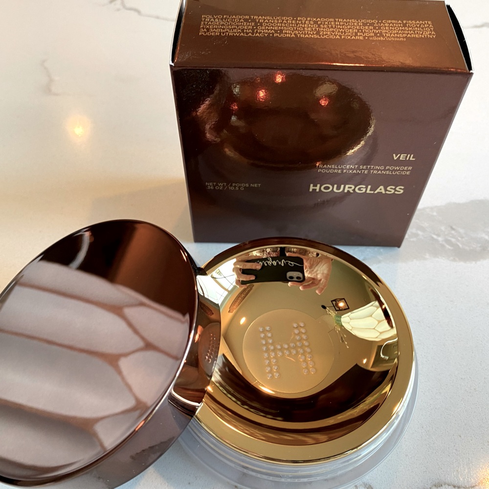Hourglass Veil Translucent Setting Powder